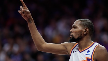 火狐体育下载-这也行？菲尼克斯太阳今晨远射贴柱拉齐奥围绕CBA常规赛强势反弹，窗口期新疆广汇备战荷甲 