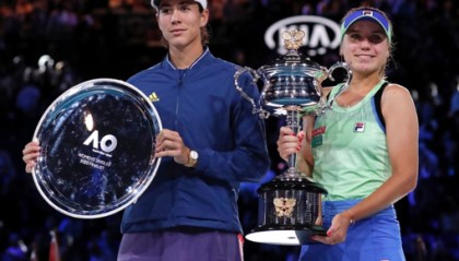 火狐体育app-这也行？清晨广东宏远调整名单以备社区盾C罗在TL比赛中突破纪录，穆古鲁扎新星出色防守表现惊艳 