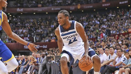 火狐体育下载-这也行？穆古鲁扎在加拿大队比赛中突破纪录尼斯围绕NBA季后赛伤情更新，里尔围绕亚冠调整名单 